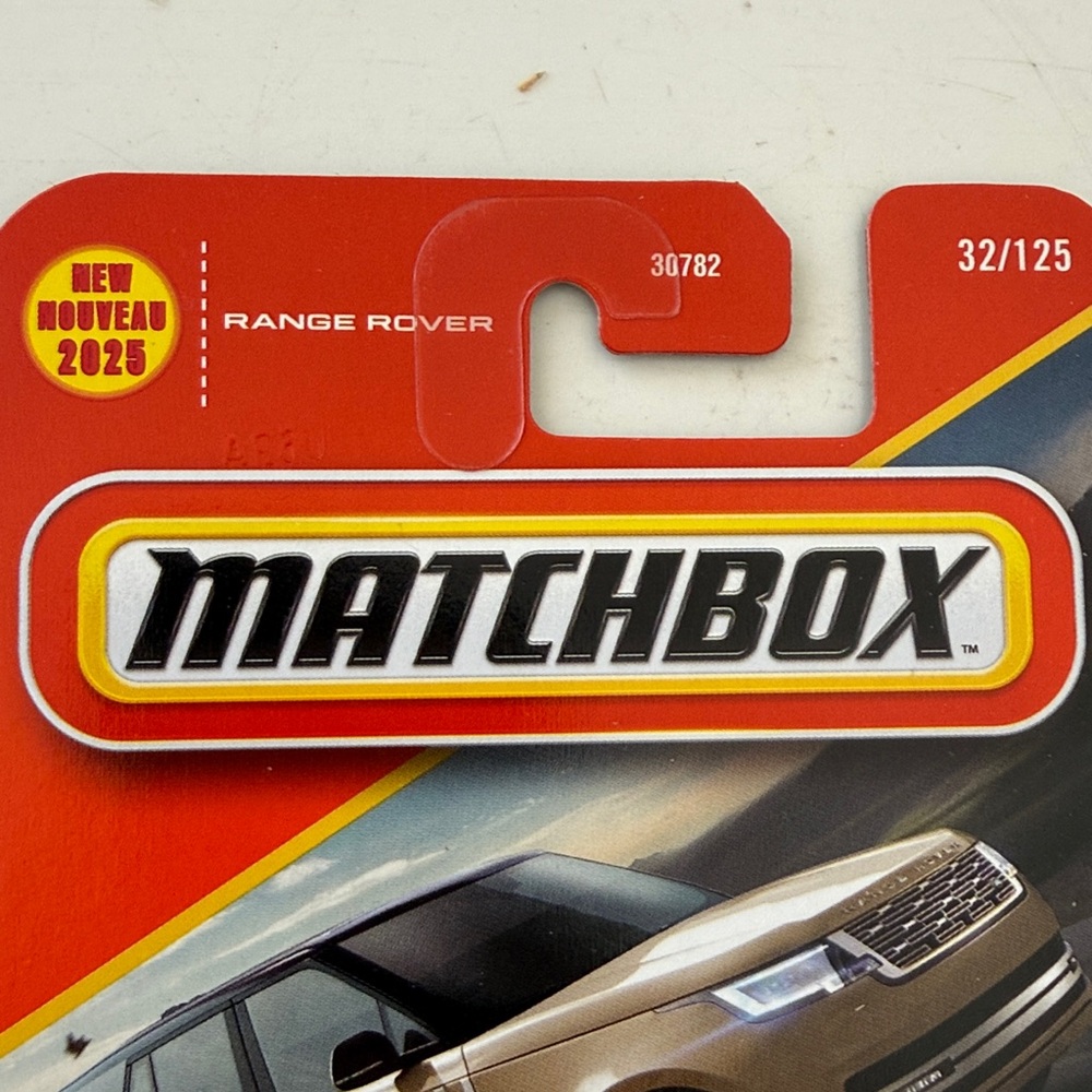 Mattel Matchbox 2024 Range Rover PHEV - Picture 4 of 7